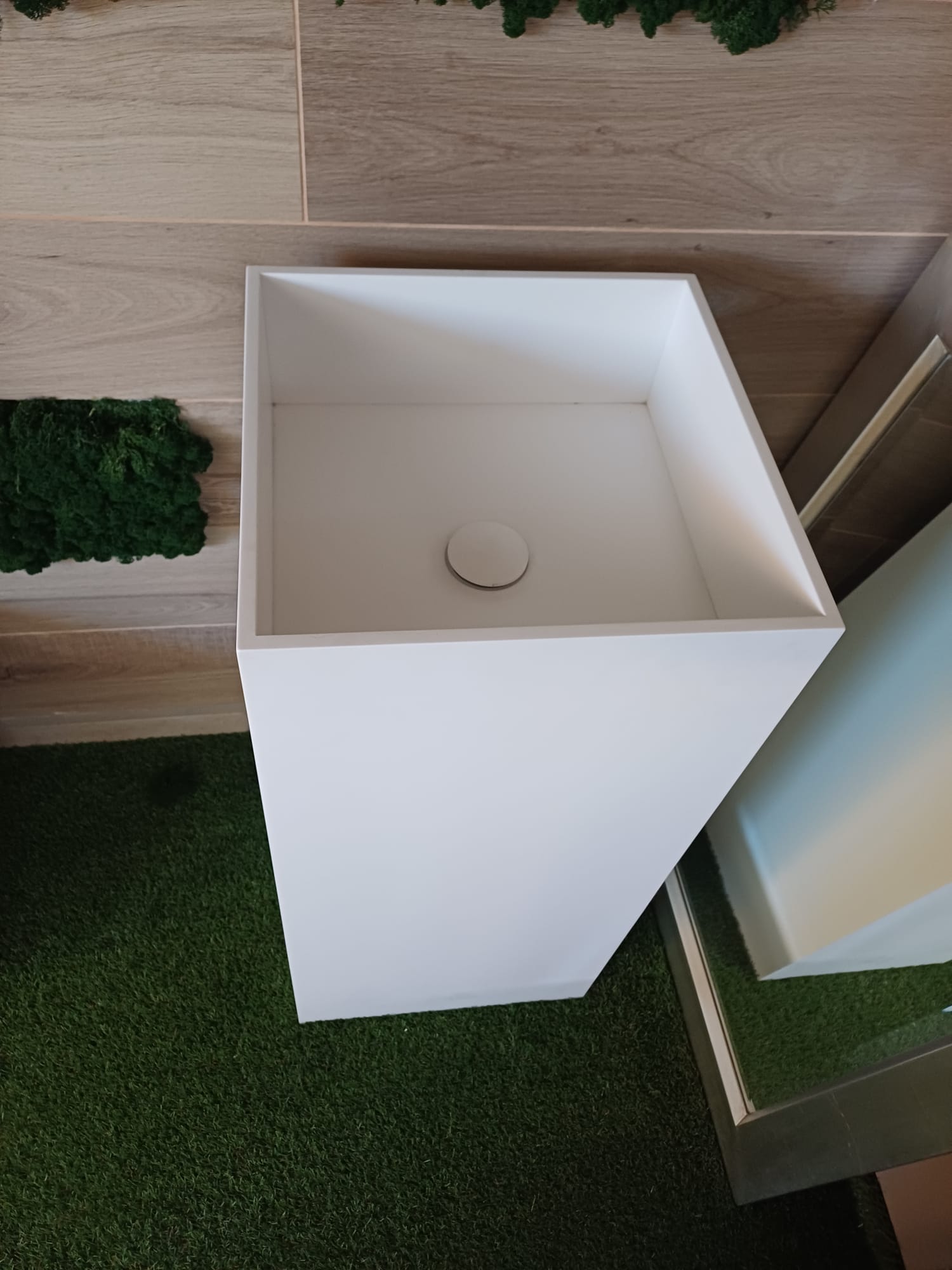 Lavabo freestending a colonna quadratro bianco opaco - immagine 2